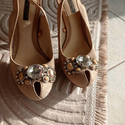 Zara peep-toe pumps size 41 like new, beige suede leather, 12 cm heel
