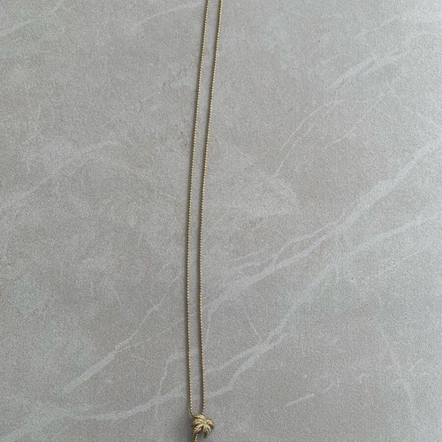 Gold-tone palm tree necklace like new