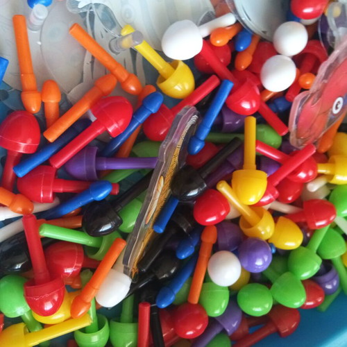 Quercetti Ocean Fun Fish & Pegs Educational Toy like new