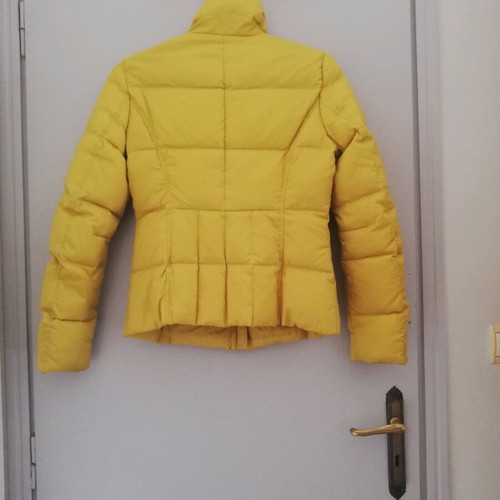 Benetton yellow down jacket like new size M
