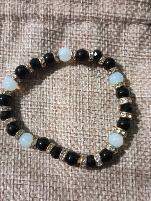 Handmade bracelet with onyx and moonstone new, black