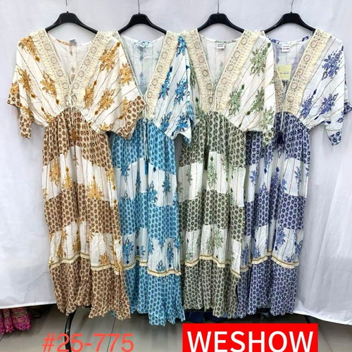 Dress new with fine details and beads one size multicolor