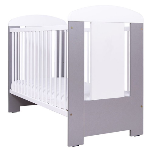 Baby Cot 60x120 used with star design and removable rails