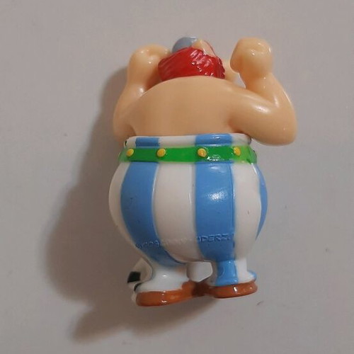 Asterix and Obelix figures set of 4 like new