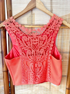 BSB crop top like new, size 42, coral with embroidered back