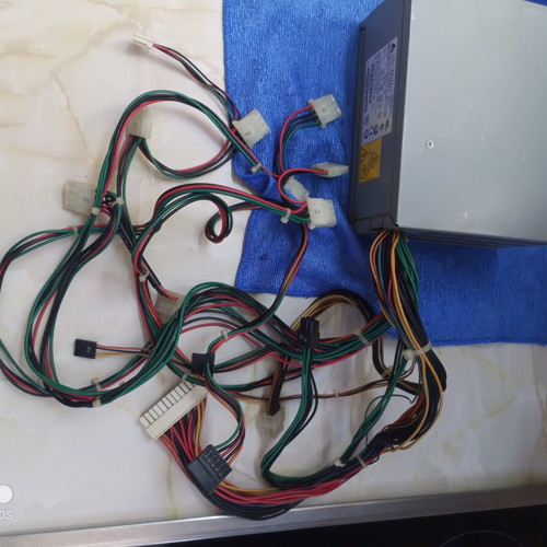 Max Power 600W Computer Power Supply like new