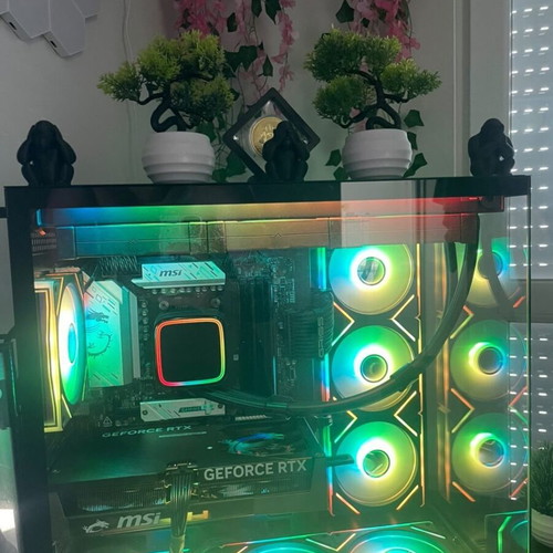 Gaming computer GiRIGS NOVA MAX like new with AMD Ryzen 5 9600X