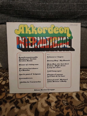 Vinyl record used with various hits