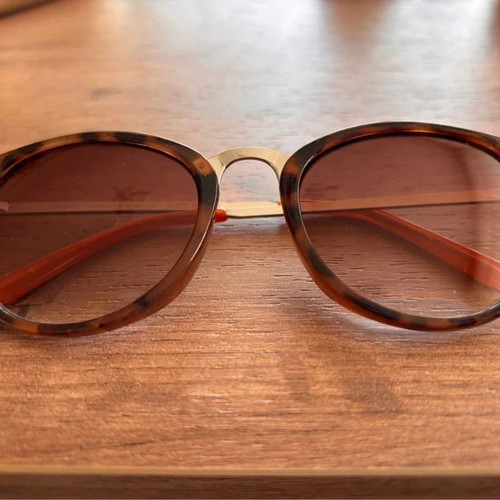 Brown sunglasses