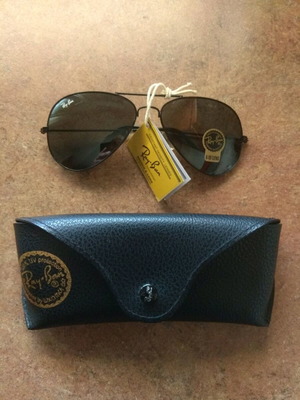 Γυαλιά ηλίου Ray-Ban Aviator μαύρα, καινούργια με θήκη