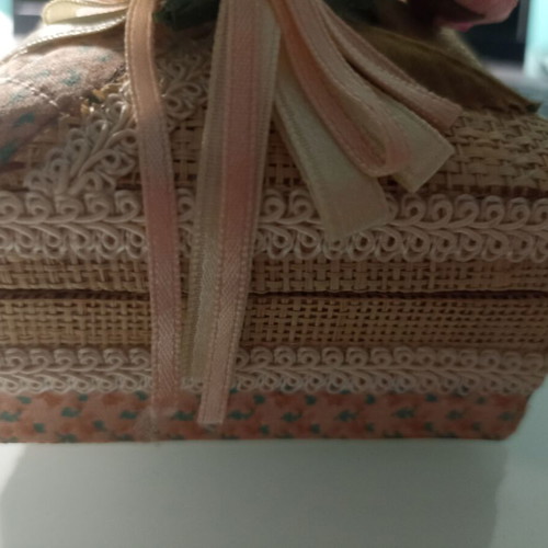 Fabric and straw jewelry box, beige and pink
