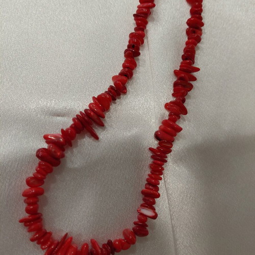 Handmade necklace with coral and stainless steel extension chain