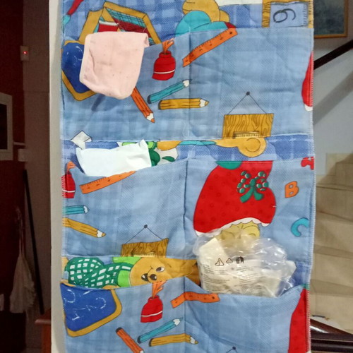 Vertical storage for baby items new fabric hanging banner with six pockets