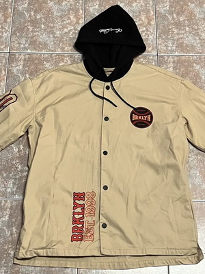 Bershka baseball jacket size L, black and yellow