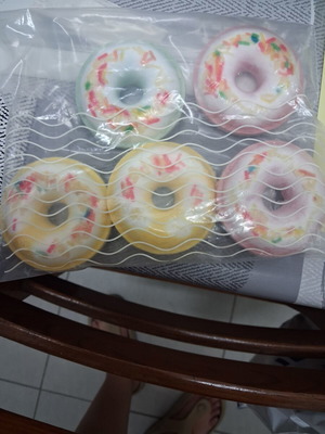 Bath bombs new, pack of 4