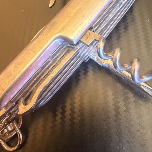 Multitool pocket knife like new