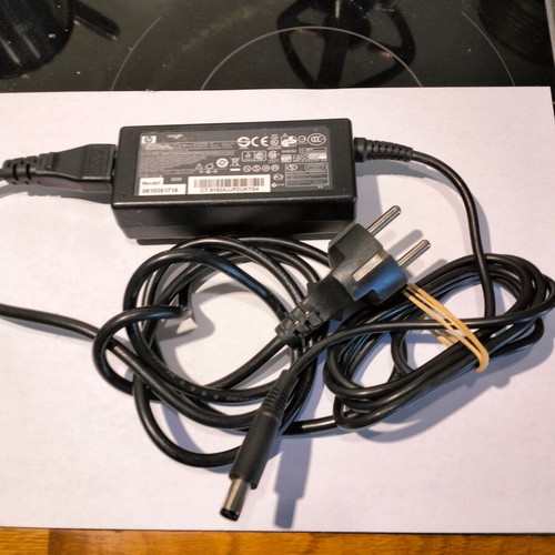 HP laptop power supply 65W 18.5V 3.5A PA-1650-02HC like new
