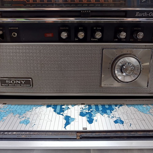 Sony CRF 5090 radio used in very good condition