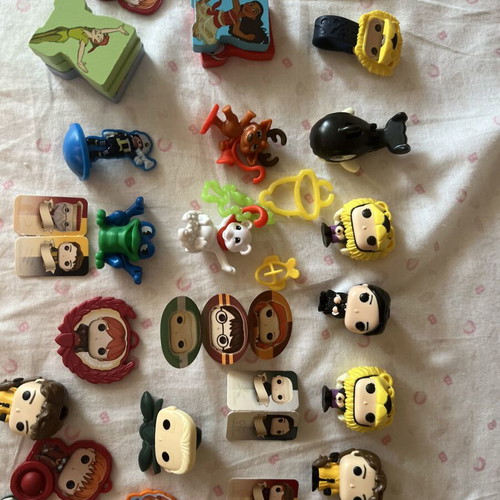 Kinder figures new from various collections