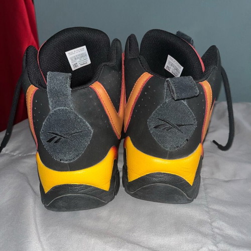 Reebok Kamikaze 2 Lava athletic shoes like new, multicolor, size 44.5