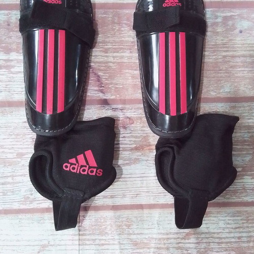 Adidas Adi Club kids rider protection set used, size XS