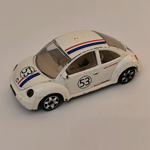 VW New Beetle Burago 1:43 toy car used