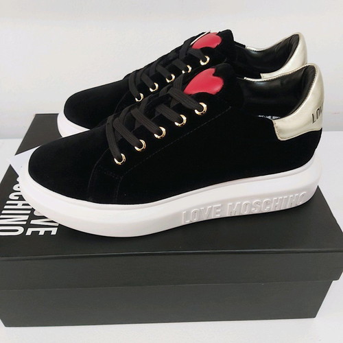 Love Moschino velvet shoes size 39 like new, black sneakers
