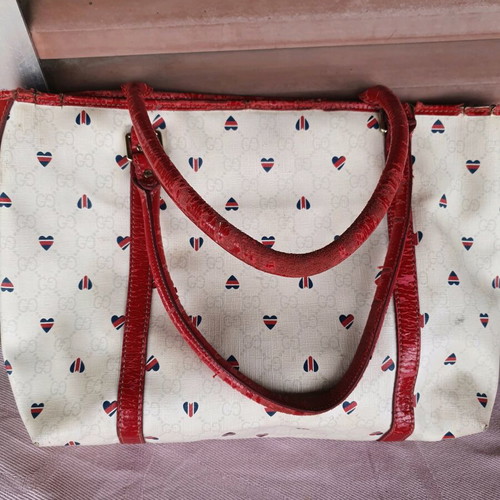 Gucci shoulder bag used, multicolor with wear damage