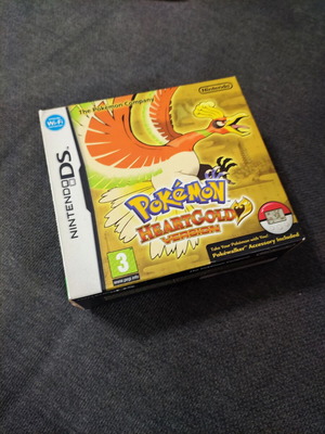 Pokemon HeartGold колекционерско издание с Pokewalker ново