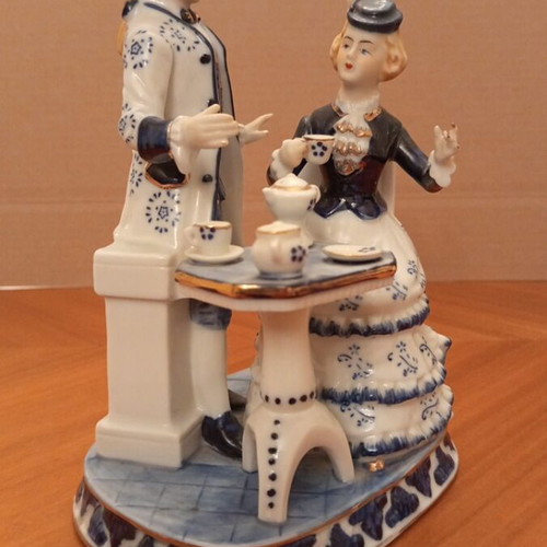 Vintage Japanese Porcelain Figurine Couple, 21cm, cobalt blue