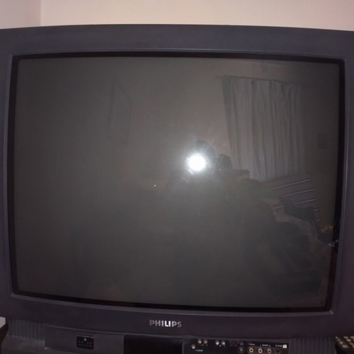 Philips Matchline 30-inch TV used with detachable speakers