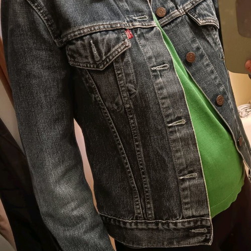 Levi's denim jacket like new, women's size S, blue