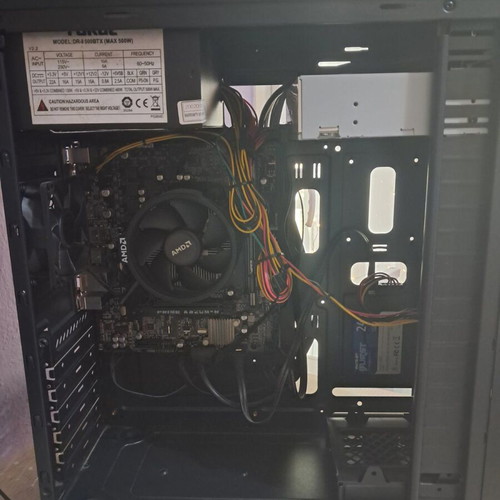 Desktop PC AMD Ryzen 3 3200G with 8GB RAM and 240GB SSD, like new