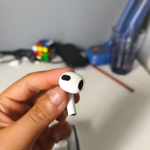 Earphones 3 new with noise cancellation