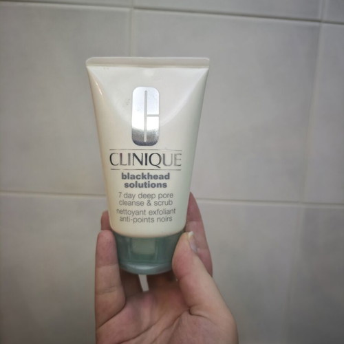 Clinique face scrub