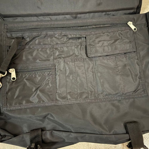 Zara shoulder bag for books or laptop with many pockets like new, black