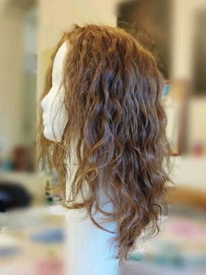 Wig made of natural hair like new with light perm