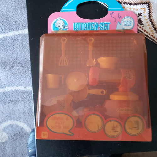 Collectible Kitchen-Set toy sealed, new, 1980-1990