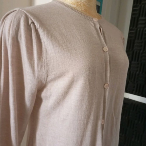 Lola merino wool cardigan new, size S/M, dusty rose color