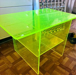 Coffee table plexiglass