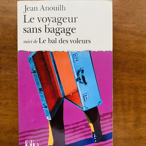 Book used, French language