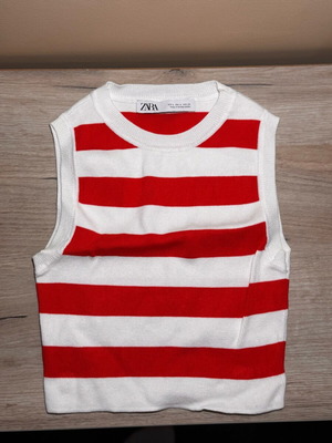 Zara sleeveless crop top like new, white and red, size S