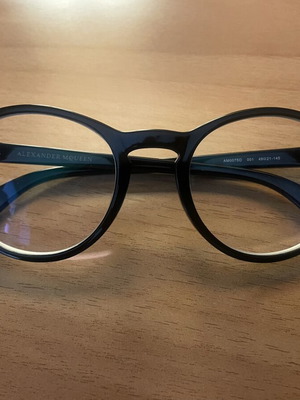 Alexander McQueen eyeglasses like new, black, myopia lenses