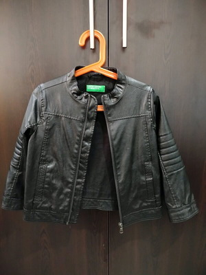 Benetton kids leather jacket like new, black, age 3-4