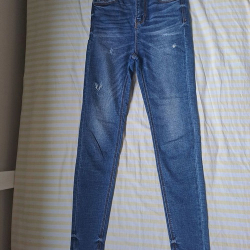 Stradivarius women's blue jeans used