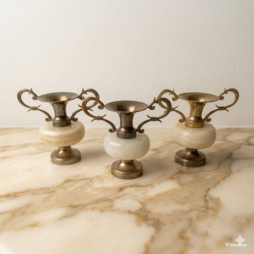 Decorative amphorae like new, set of 3, brass and onyx