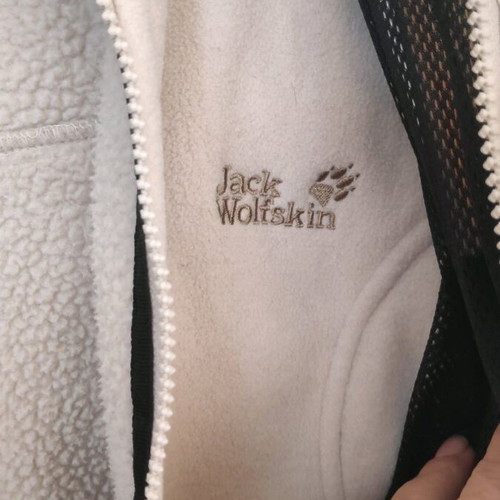 Jack Wolfskin M beige jacket like new with detachable fleece