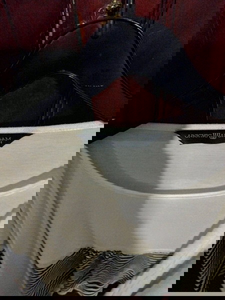 navy μπλουζα