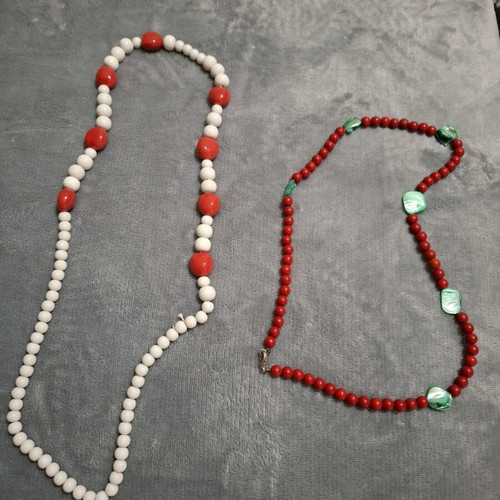 Variety of necklaces like new, pack of 10 pieces