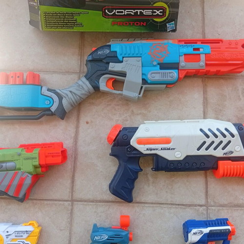 Nerf blasters and Nerf water gun like new